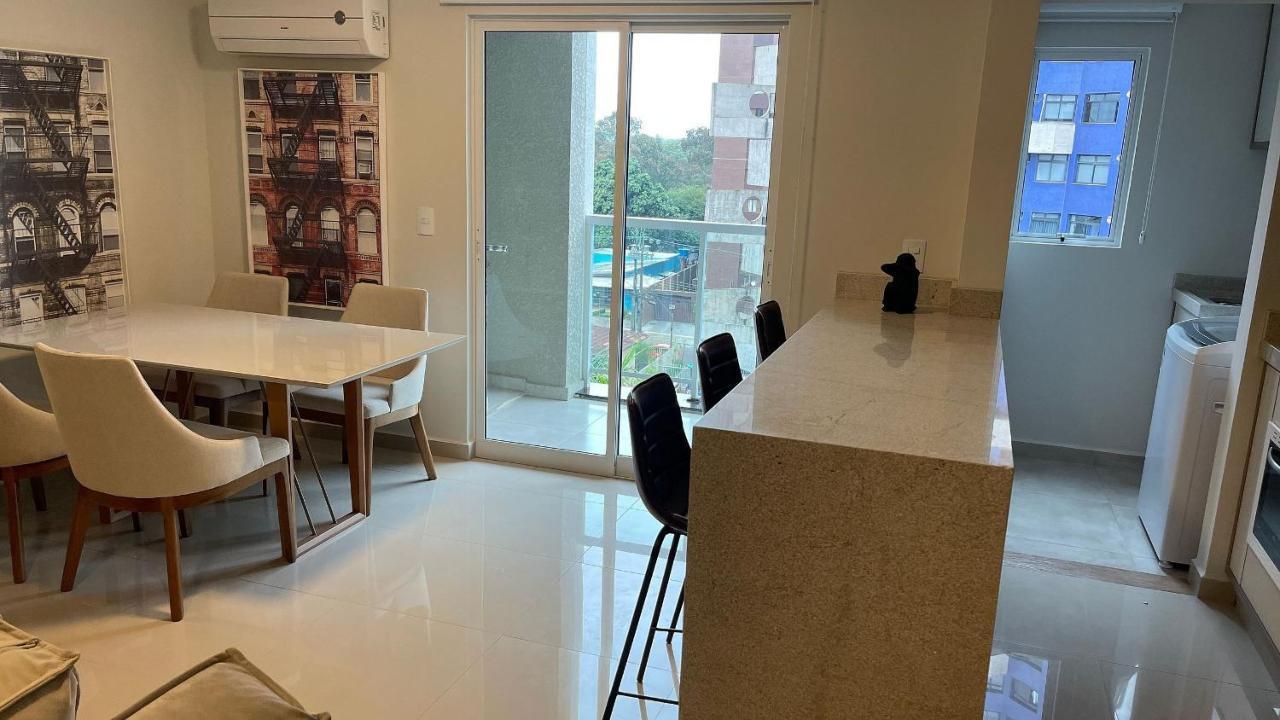 Apartamento novinho e confortável no centro de Foz Foz do Iguaçu Exterior foto