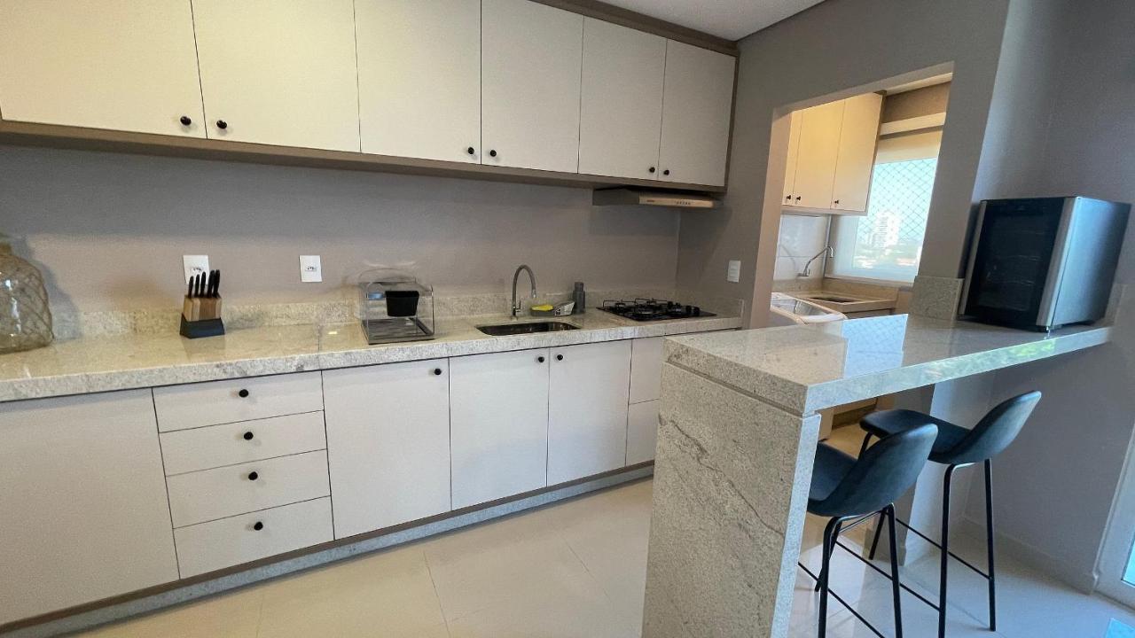 Apartamento novinho e confortável no centro de Foz Foz do Iguaçu Exterior foto